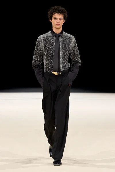 Look 43
